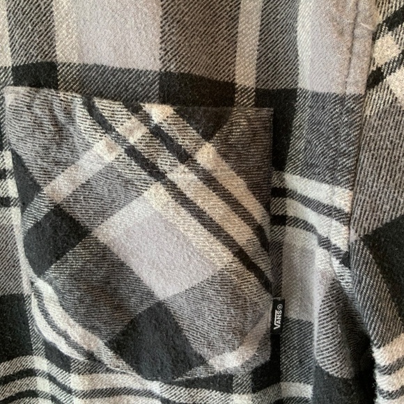 LIKE NEW! Vans Flannel Button Plaid Mens Shirt Size Large - Picture 3 of 10